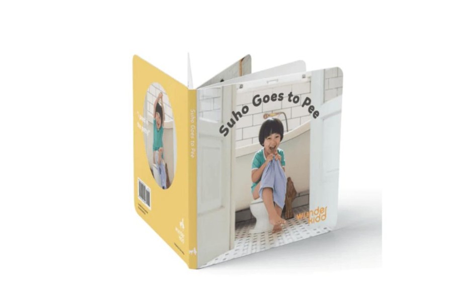 Montessori Materials Wunderkidd | Suho Goes To Pee: Preparing For Potty Training [Board Book]