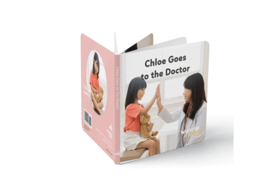 Books Wunderkidd | Chloe Goes To The Doctor: Preparing For A Doctor Visit [Board Book]